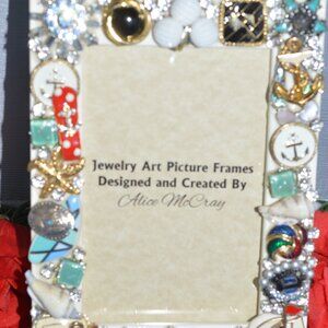 VINTAGE JEWELERY DECORATED PICTURE FRAME RHINESTONES PEARLS SHELLS 4X6